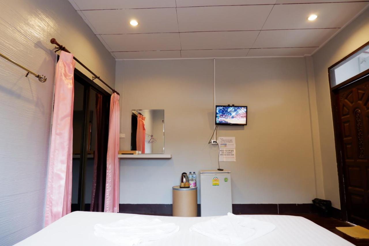 Marina Hut Guest House Koh Lanta Bagian luar foto