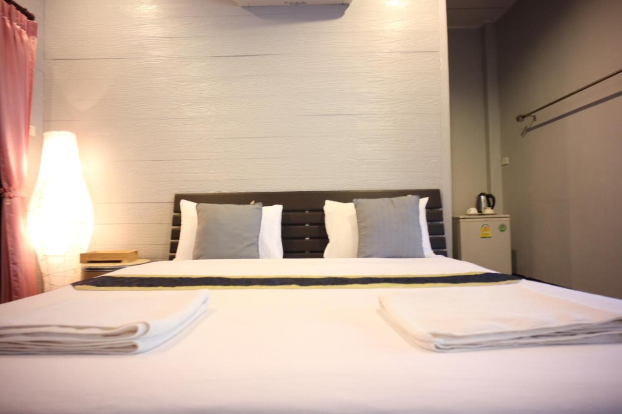 Marina Hut Guest House Koh Lanta Bagian luar foto